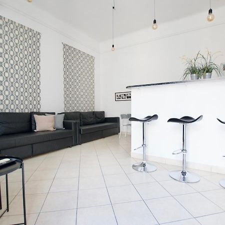 Budget Apartment By Hi5 - Center Of The Center Budapest Exterior photo